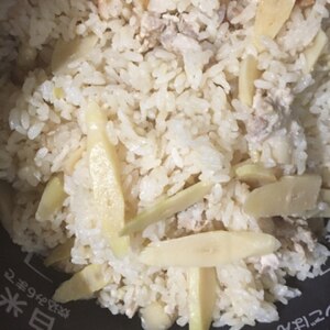 圧力鍋で☆根曲り筍ご飯